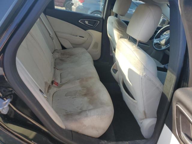 Chrysler 200 Limited Image 6