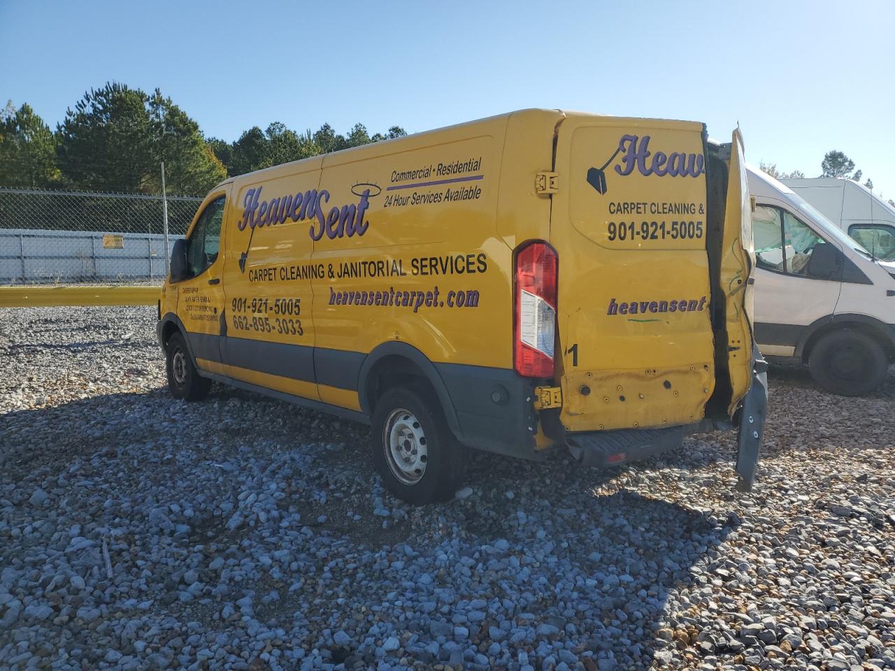 Ford Transit T-250 Image 2