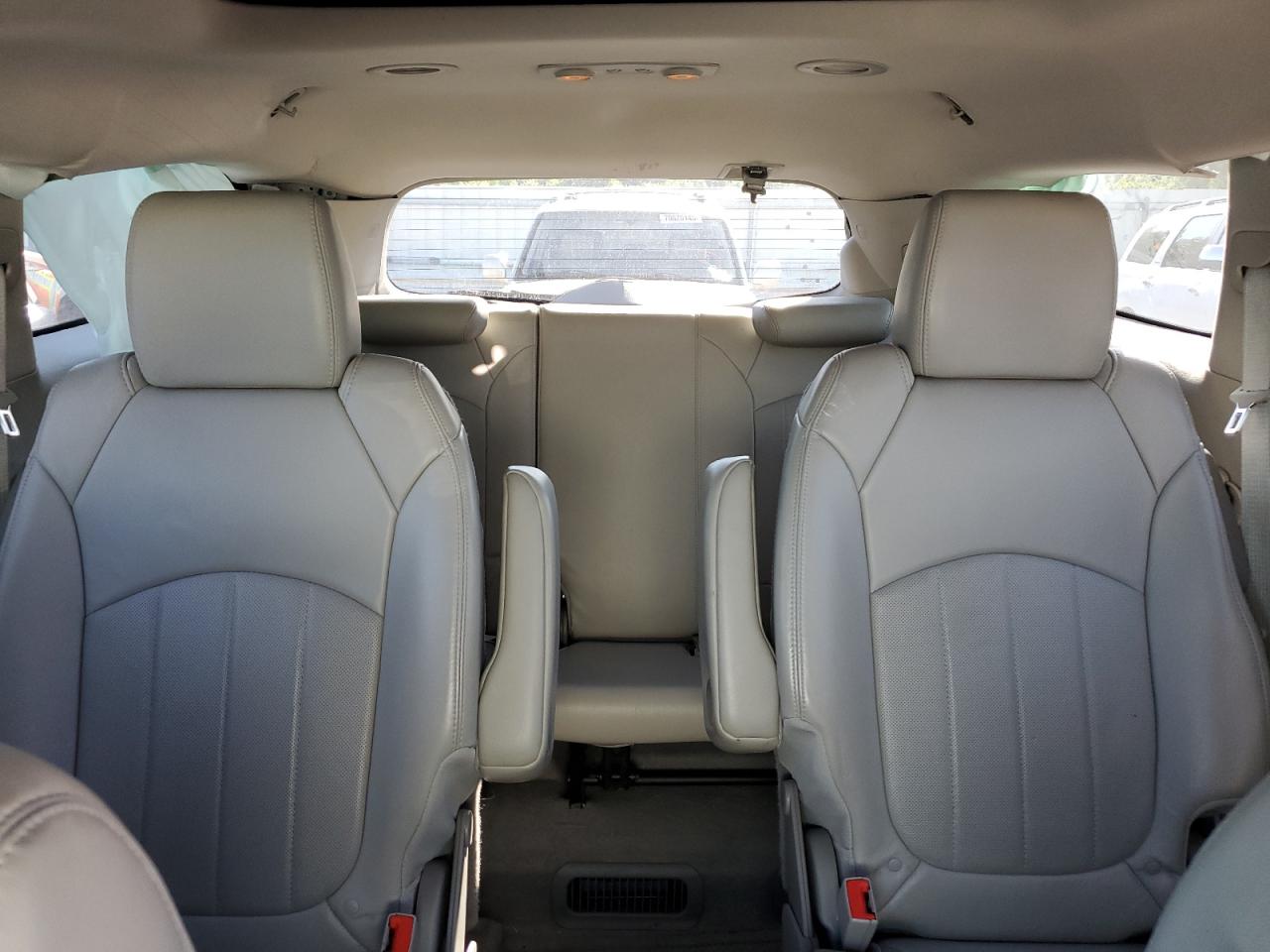 Buick Enclave Image 9