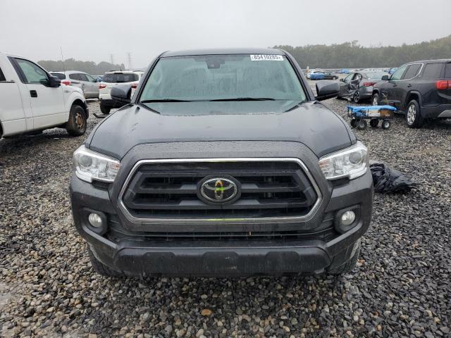 Toyota Tacoma Double Cab Image 3