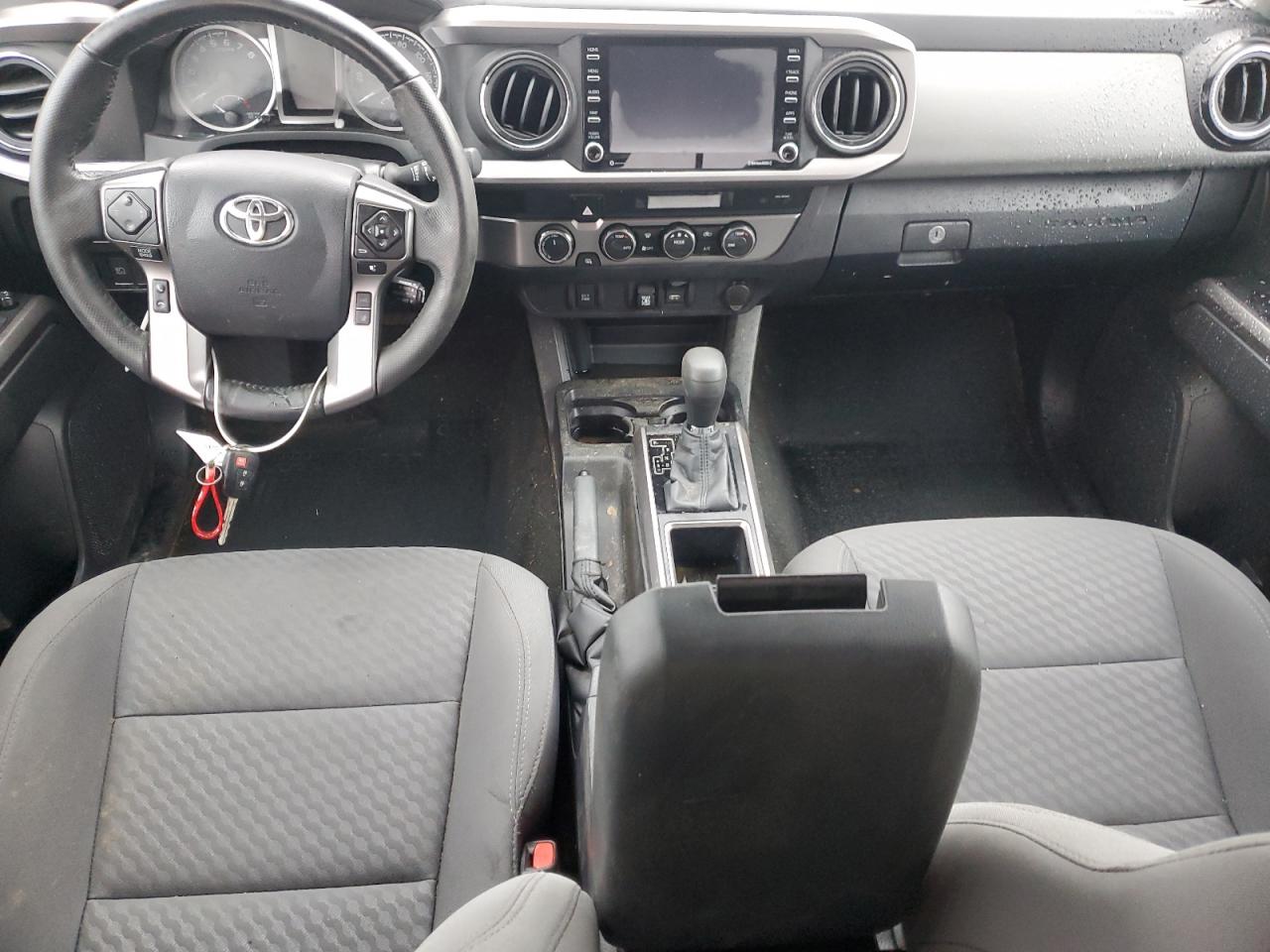 Toyota Tacoma Double Cab Image 6