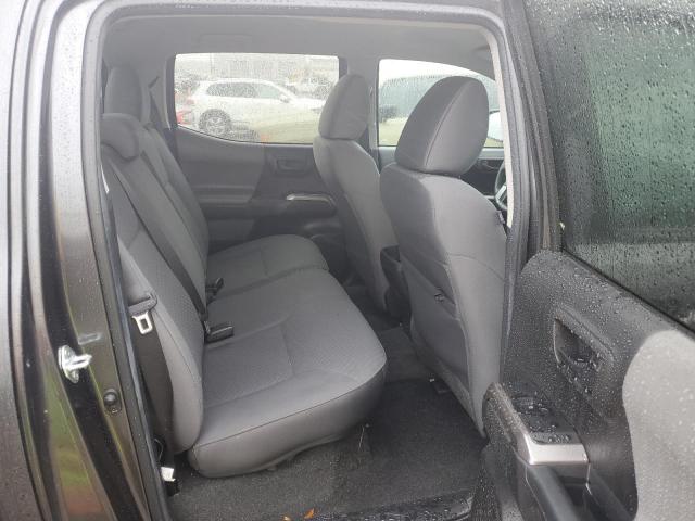 Toyota Tacoma Double Cab Image 7