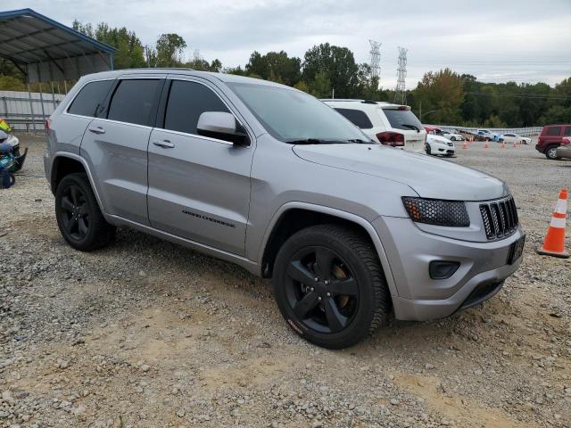 Jeep Grand Cherokee Laredo Image 2
