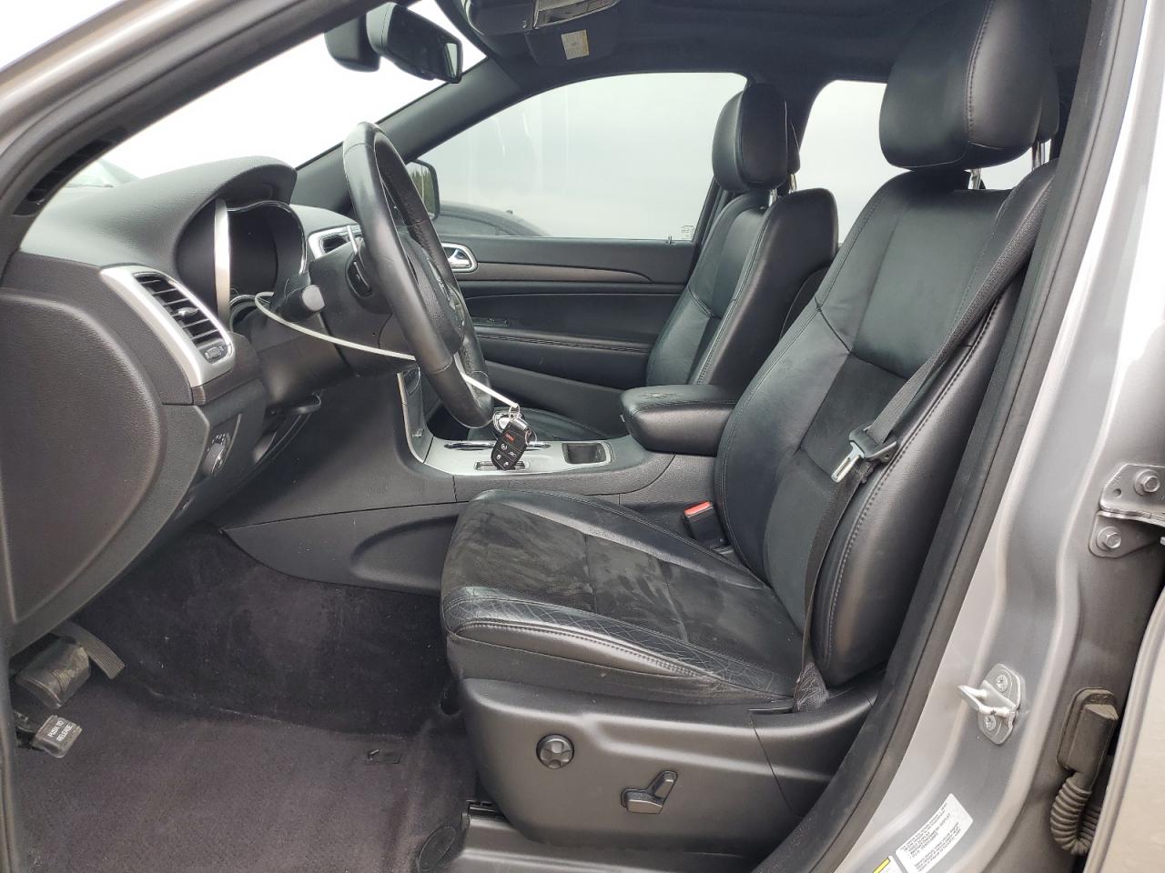 Jeep Grand Cherokee Laredo Image 9