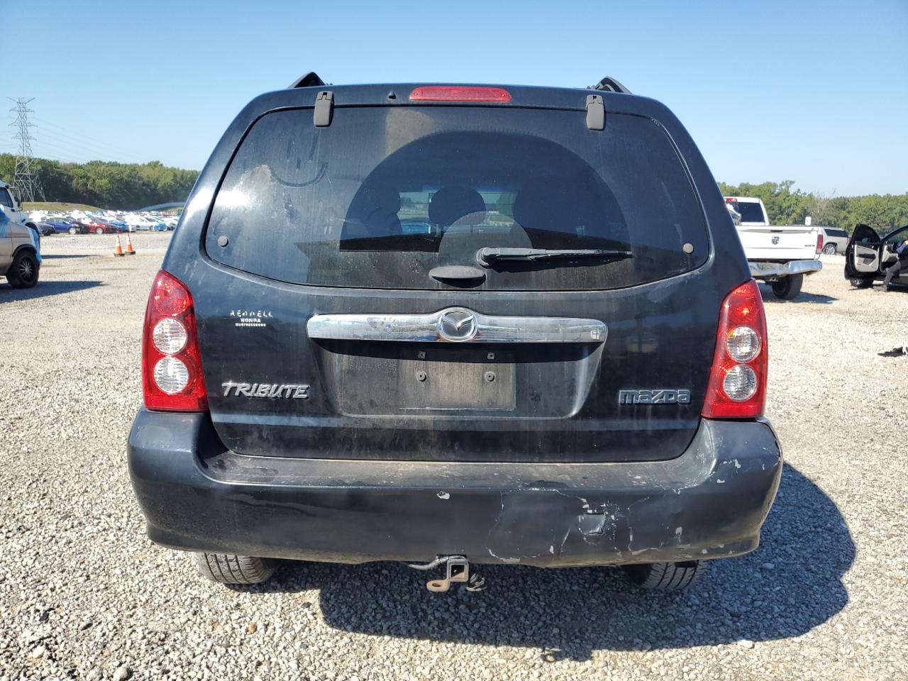 Mazda Tribute S Image 2