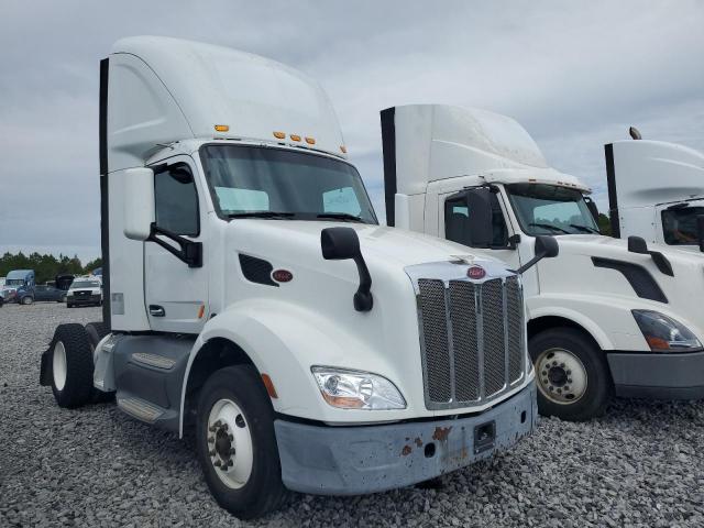  Salvage Peterbilt Tractor 579
