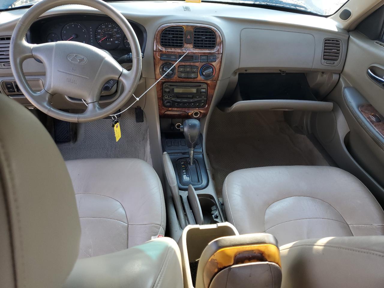 Hyundai SONATA Gls Image 4