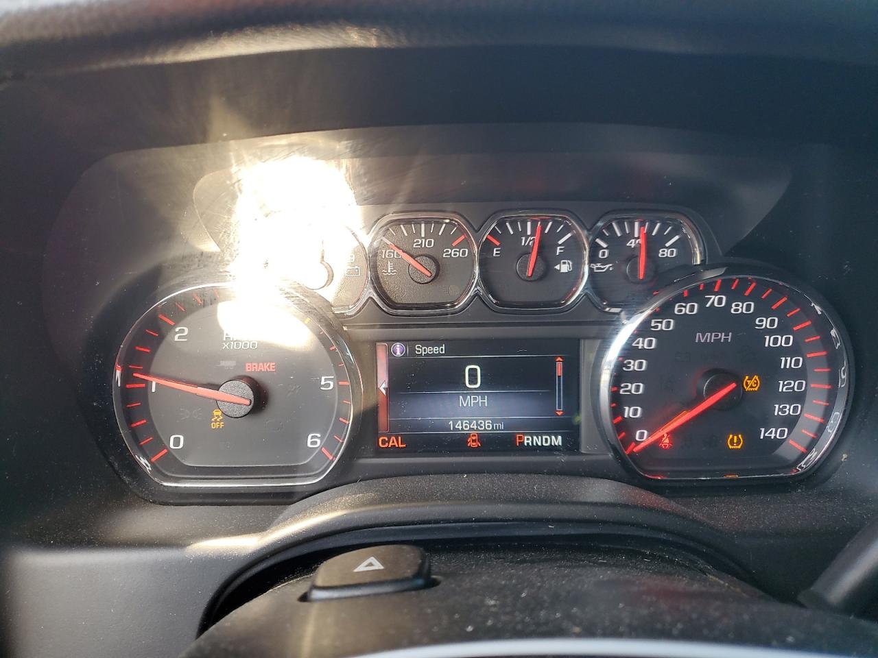 GMC Yukon Sle Image 8