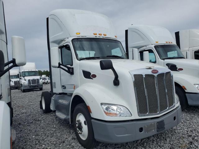  Salvage Peterbilt Tractor 579