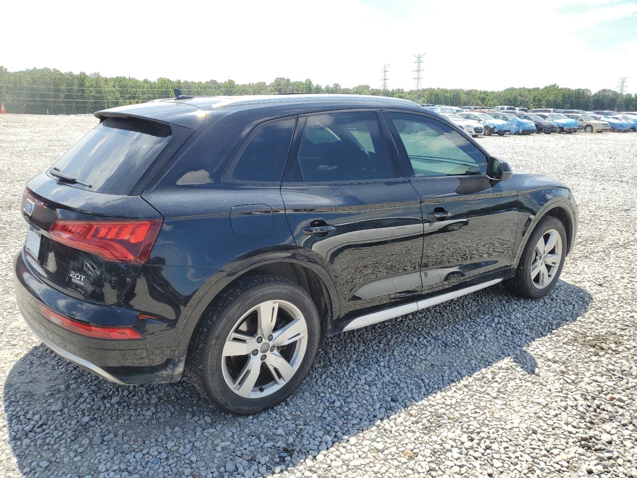 Audi Q5 Premium Image 2