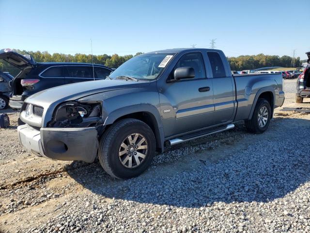  Salvage Mitsubishi Raider