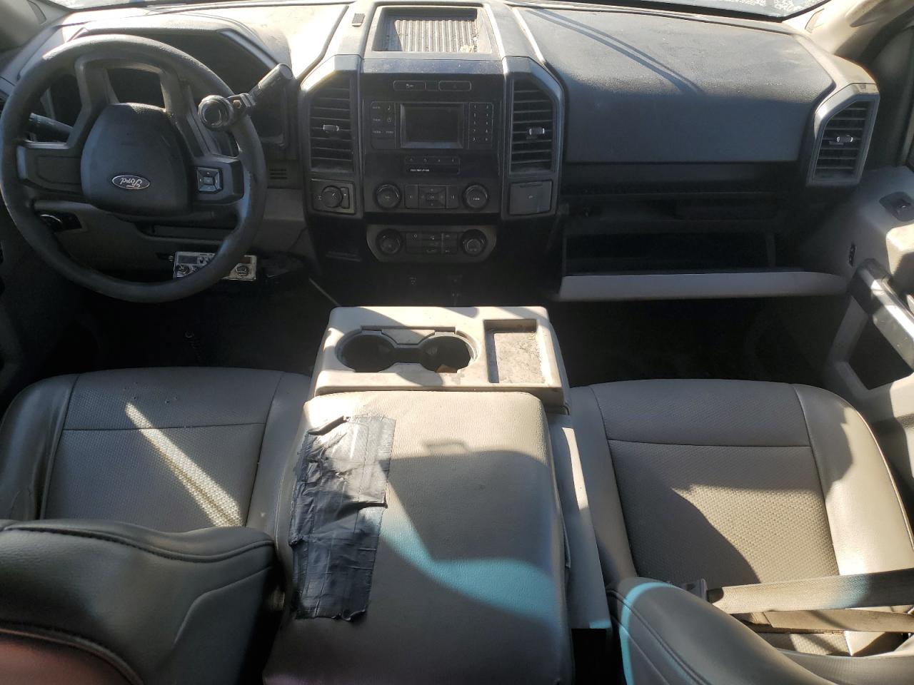 Ford F-150 Supercrew Image 10