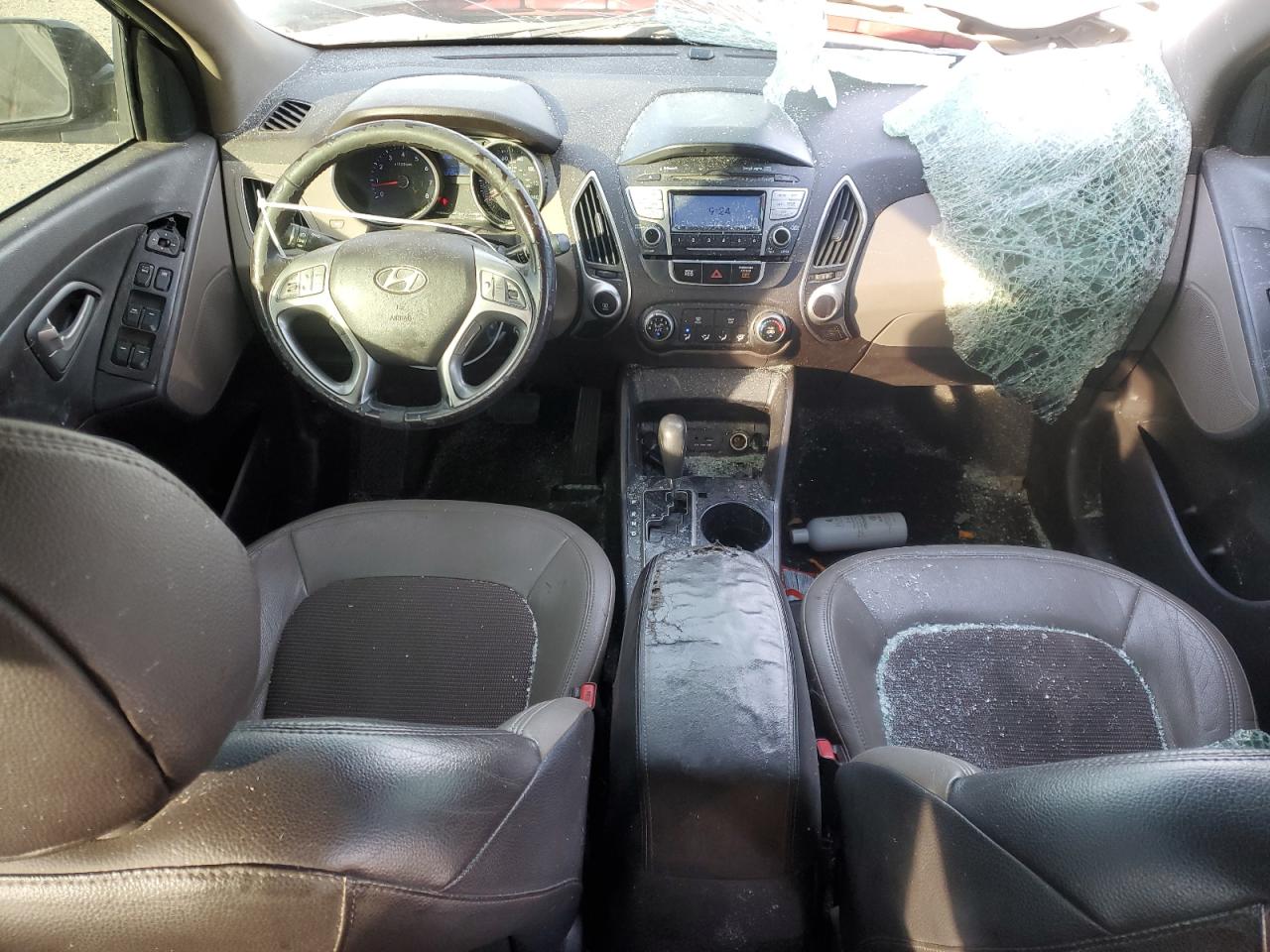 Hyundai TUCSON Gls Image 6