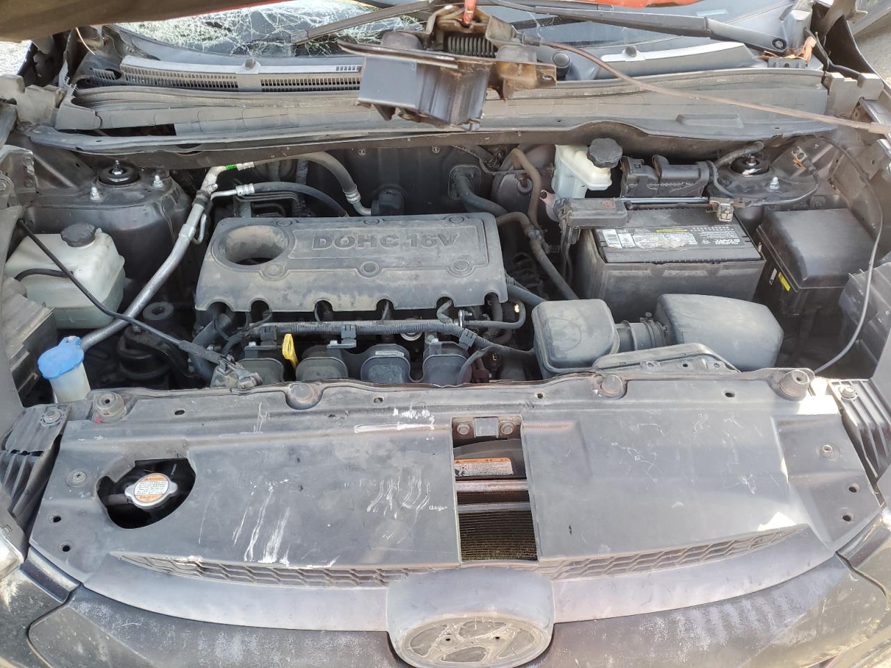 Hyundai TUCSON Gls Image 13