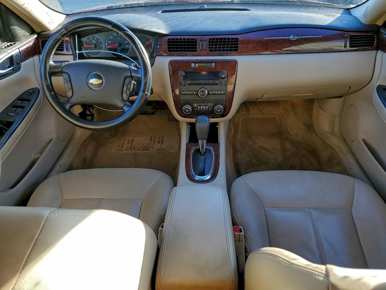 Chevrolet Impala Lt Image 9