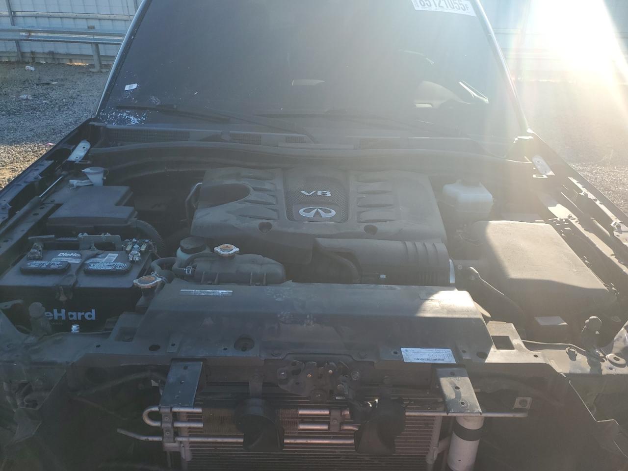 INFINITI Qx Luxe Image 4