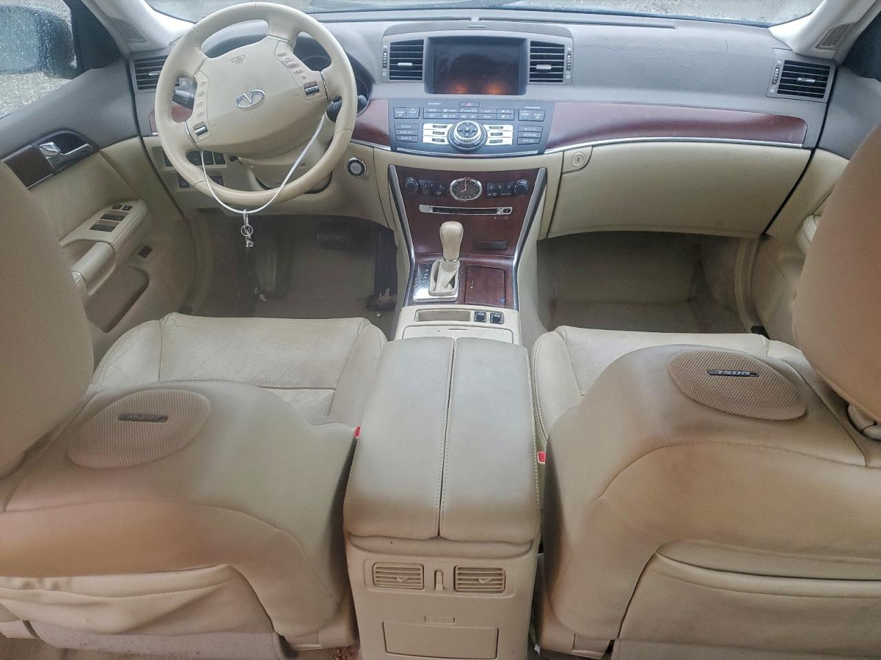 INFINITI M35 Base Image 11