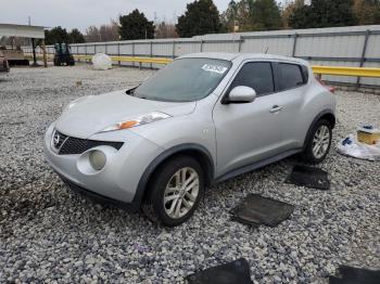  Salvage Nissan JUKE