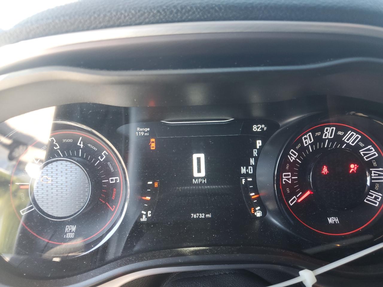 Dodge Challenger Sxt Image 6