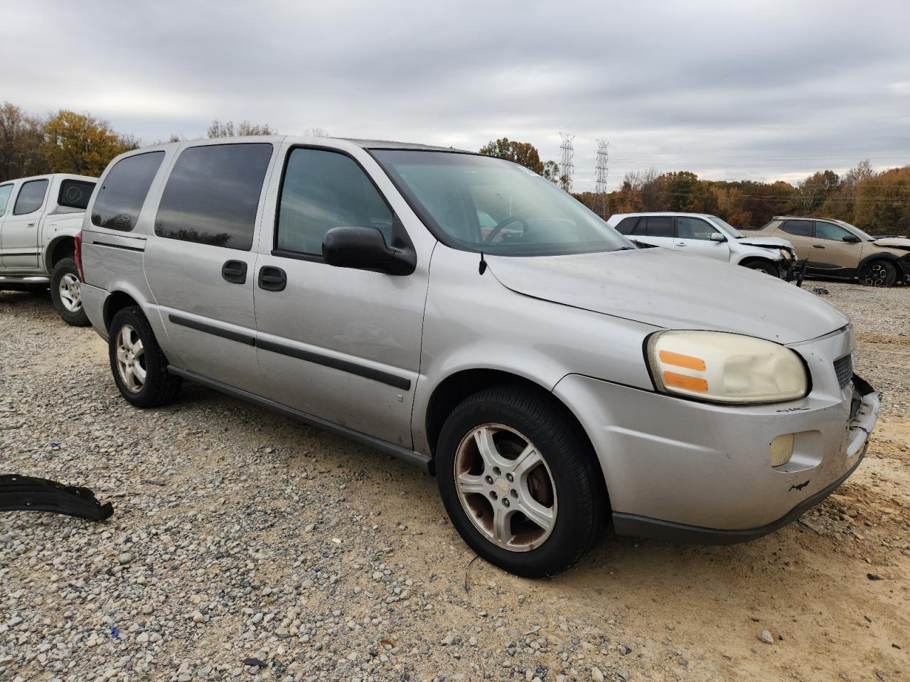 Chevrolet Uplander Ls Image 8