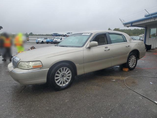  Salvage Lincoln Towncar
