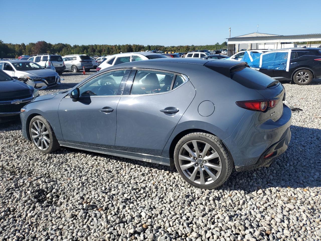 Mazda 3 Premium Image 2