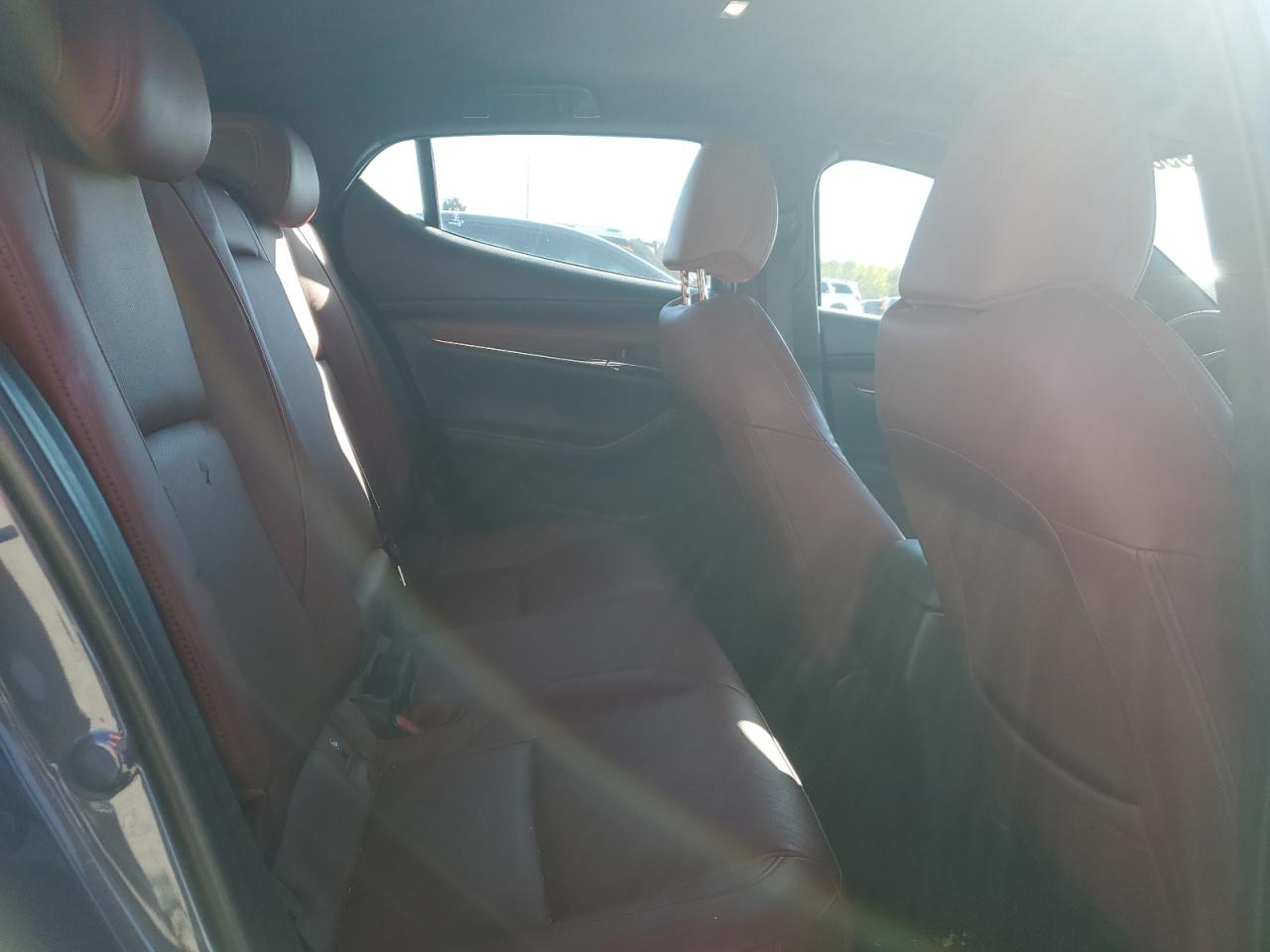 Mazda 3 Premium Image 7