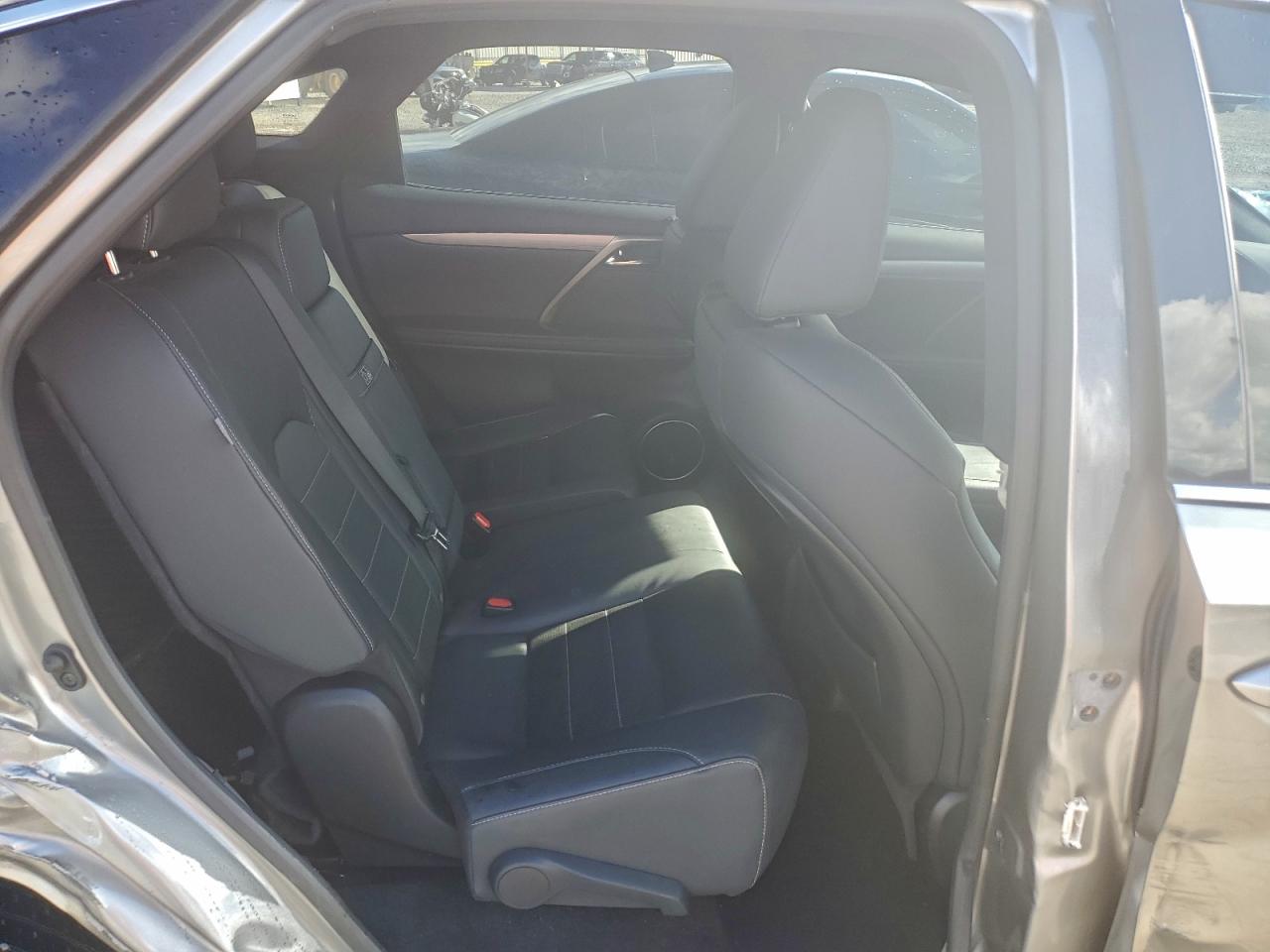 Lexus RX 350 F Sport Image 9