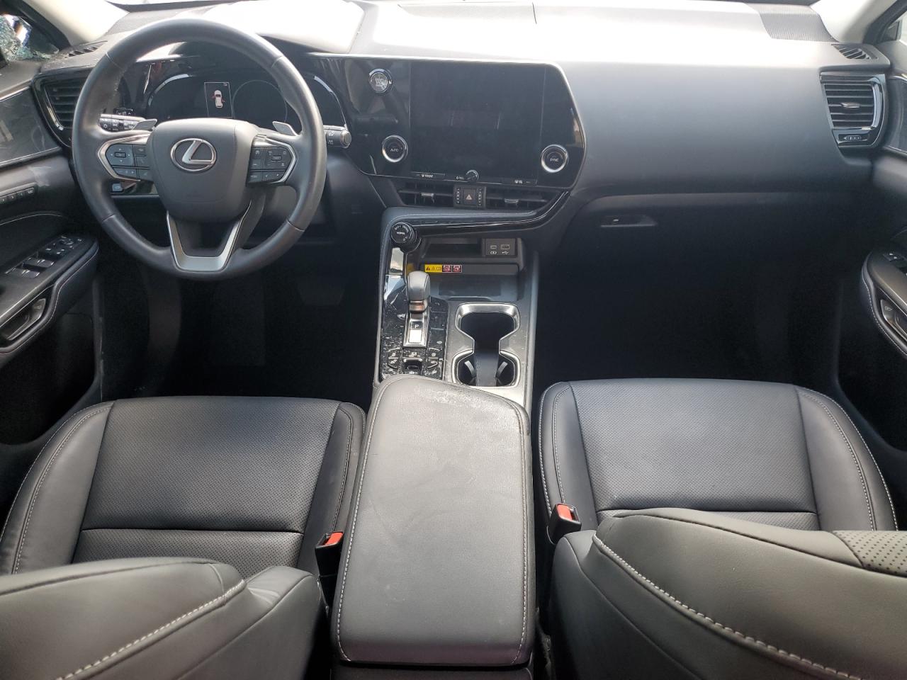 Lexus NX 350 Image 9