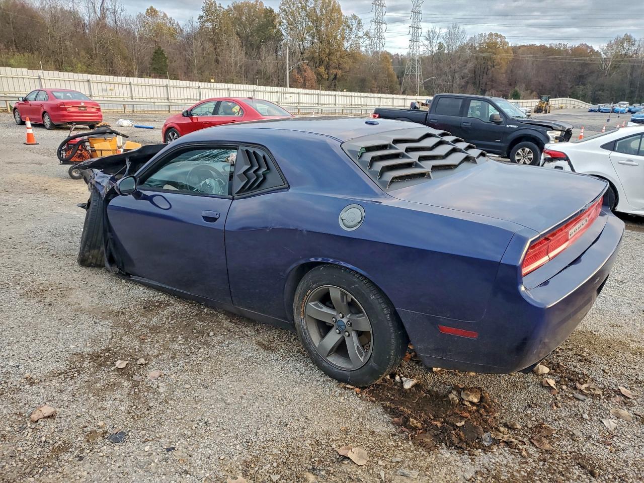 Dodge Challenger Sxt Image 3