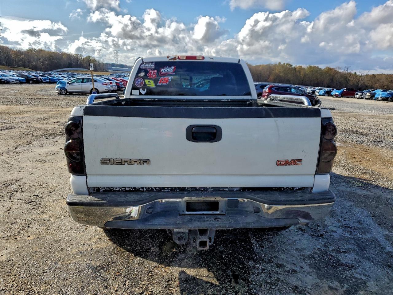 GMC Sierra K1500 Image 13