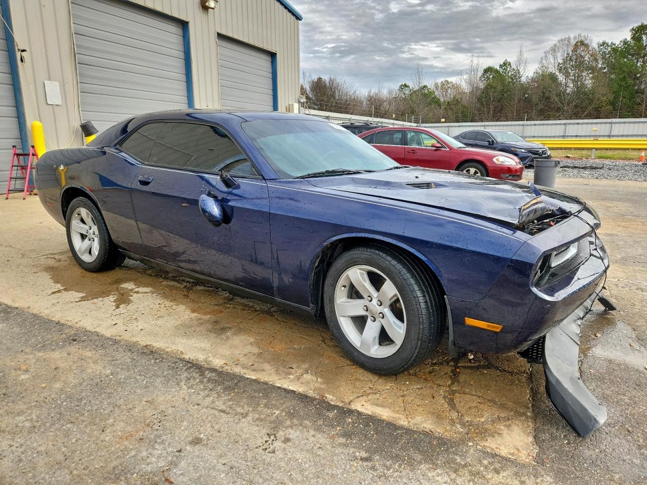 Dodge Challenger Sxt Image 8