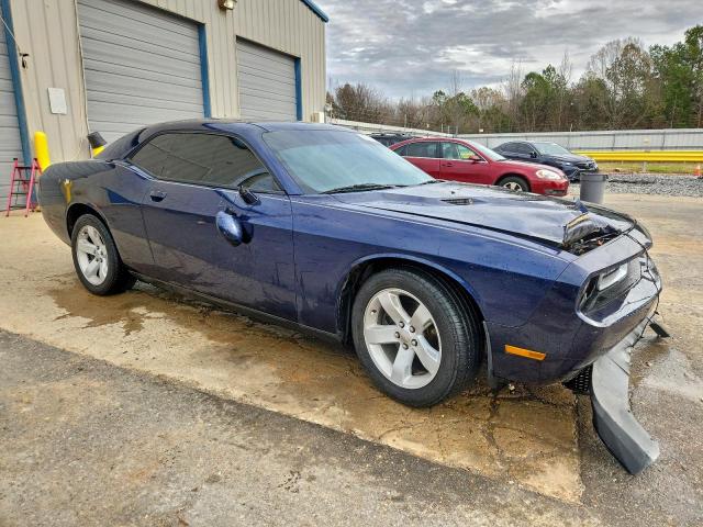Dodge Challenger Sxt Image 8