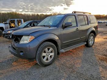  Salvage Nissan Pathfinder