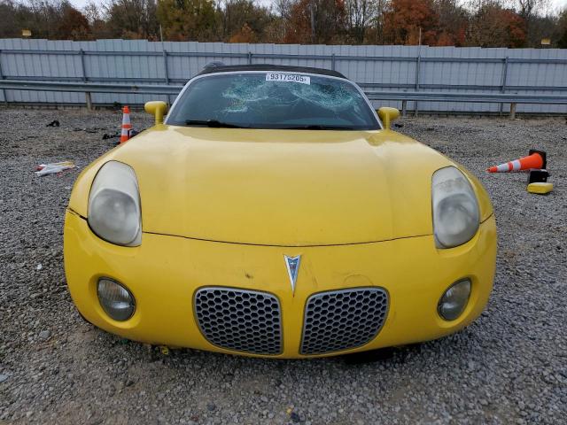 Pontiac Solstice Image 3