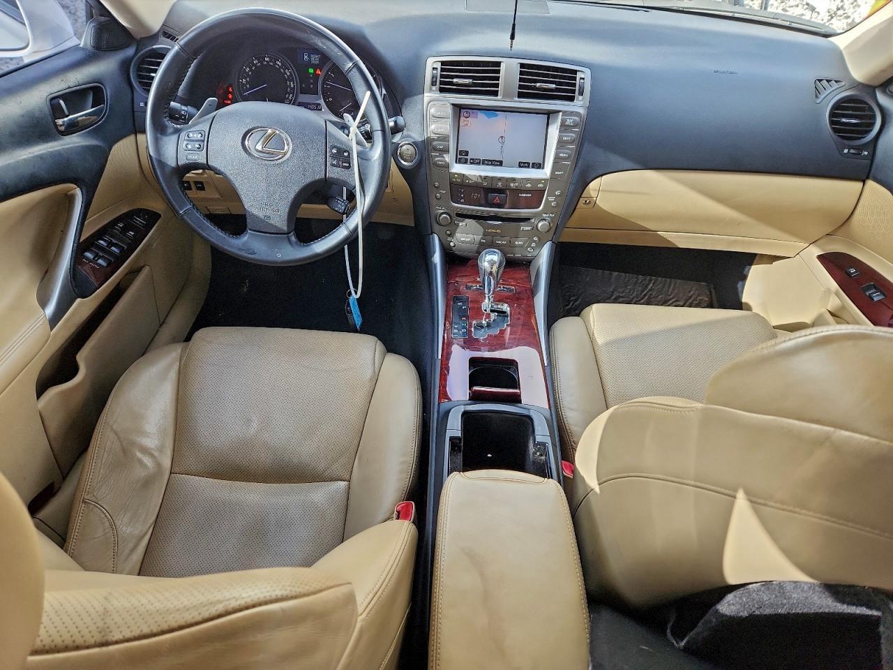 Lexus Is 250 Image 9