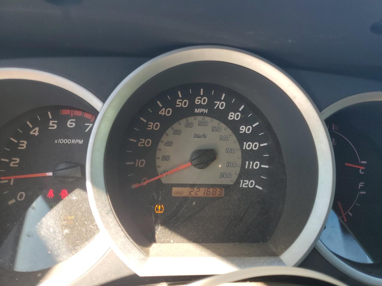 Toyota Tacoma Double Cab Image 7