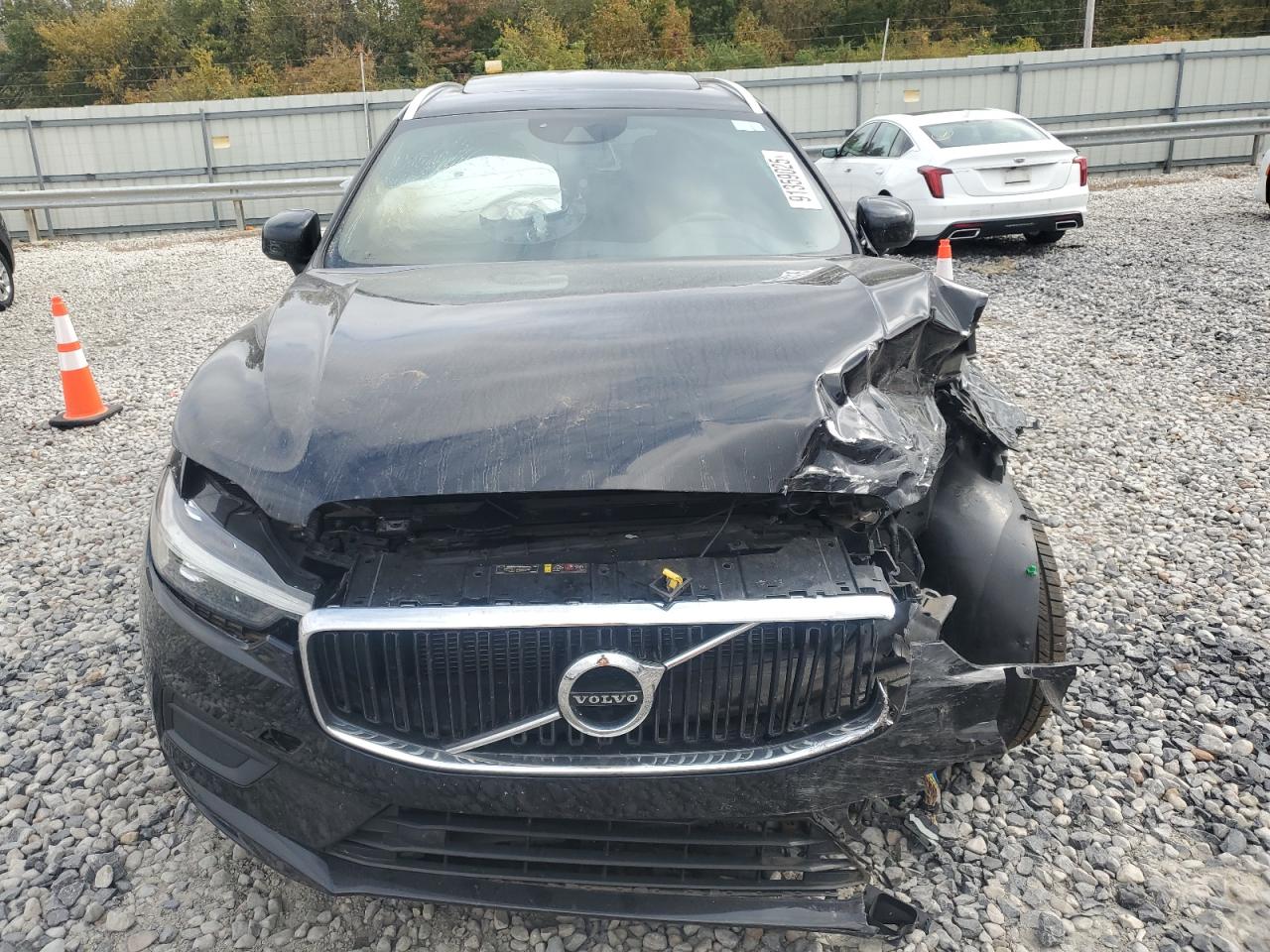 Volvo XC60 T5 Momentum Image 7