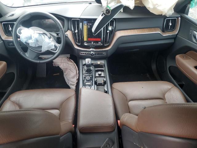 Volvo XC60 T5 Momentum Image 9