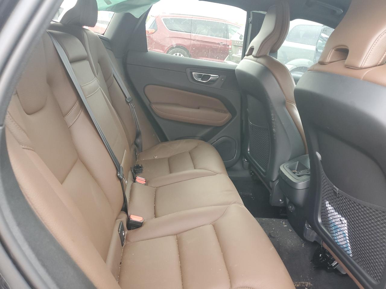 Volvo XC60 T5 Momentum Image 8