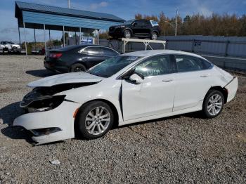  Salvage Chrysler 200