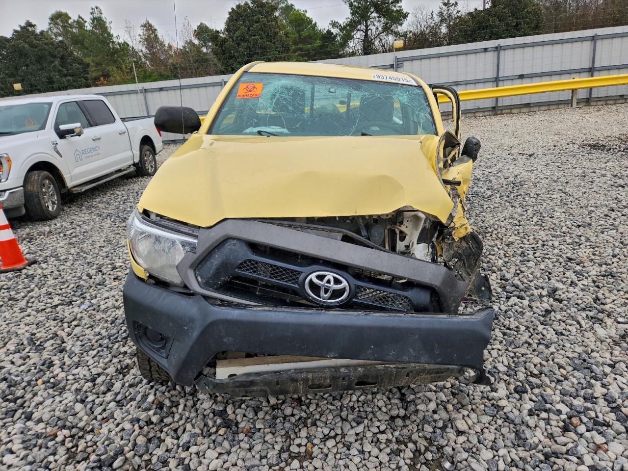 Toyota Tacoma Image 10