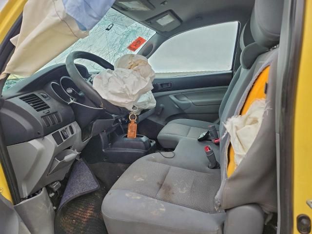 Toyota Tacoma Image 6