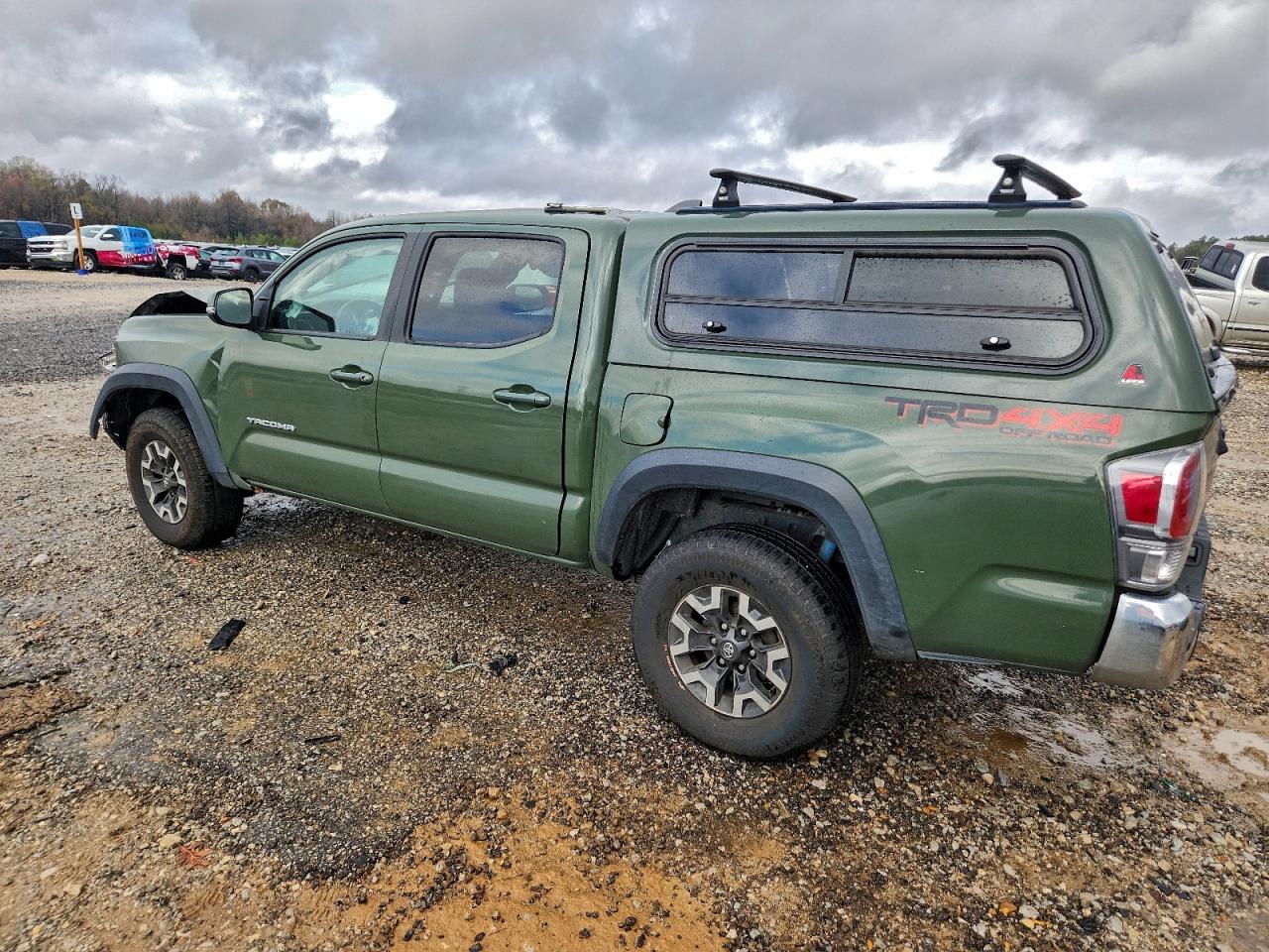 Toyota Tacoma Double Cab Image 2