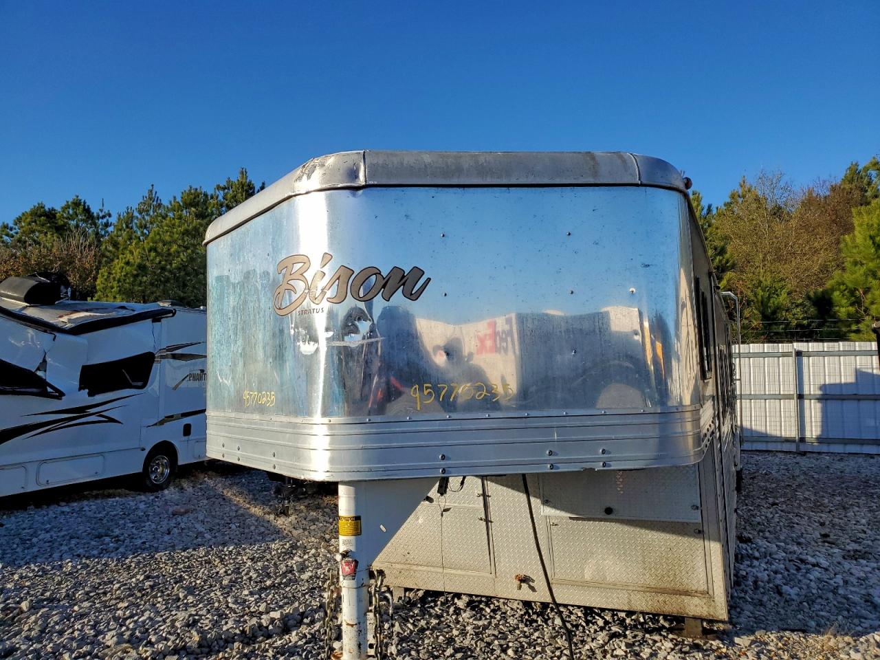 Coachmen Camper Image 2