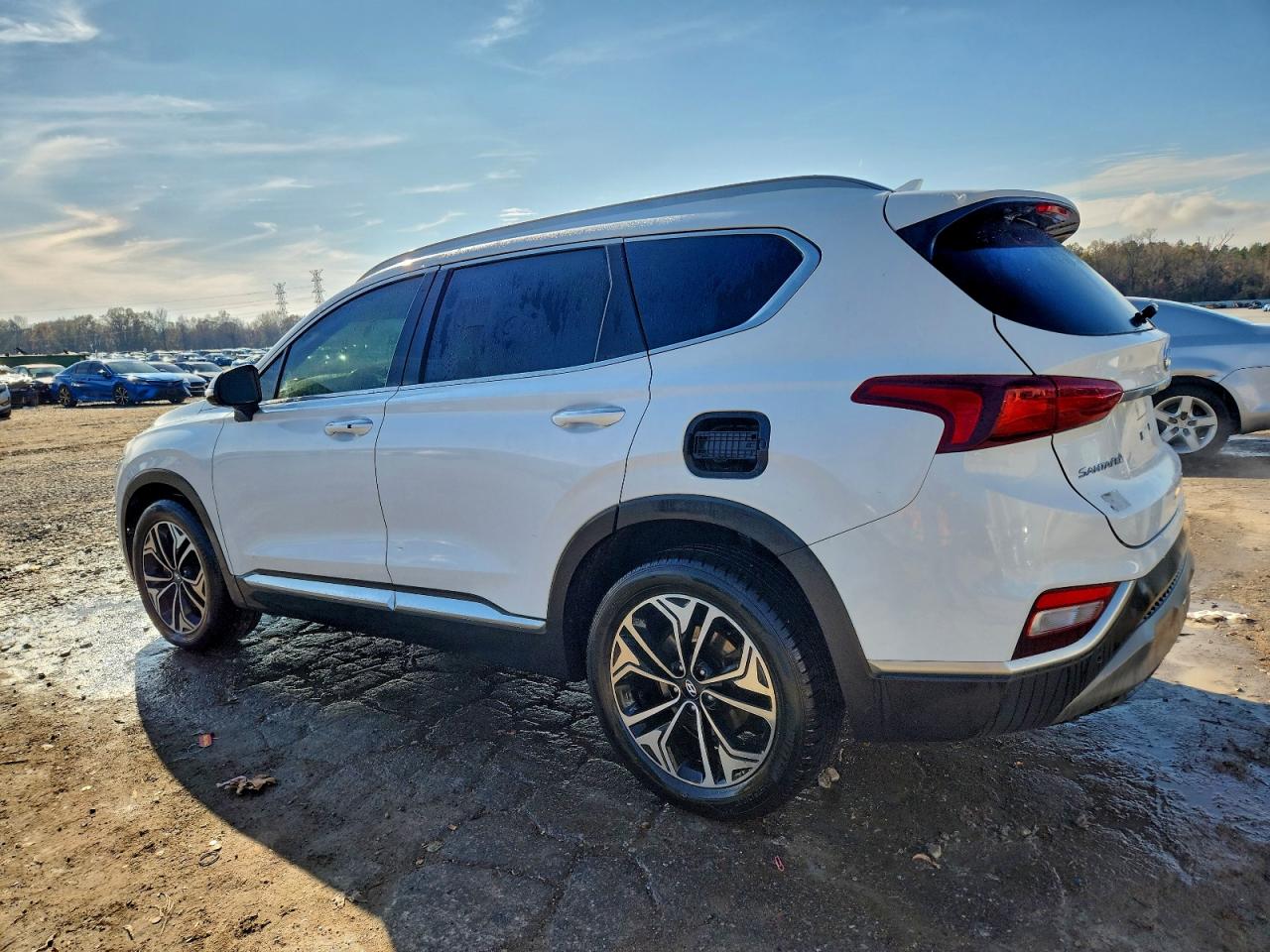 Hyundai SANTA FE Limited Image 2