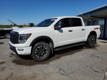  Salvage Nissan Titan