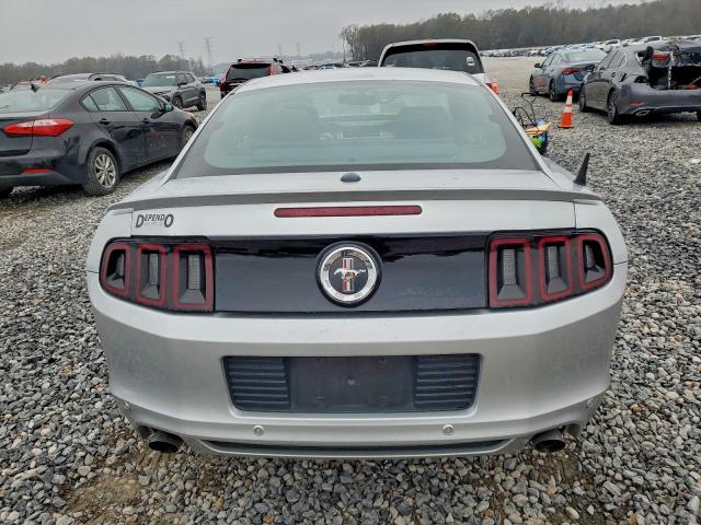 Ford Tractor Image 7