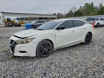  Salvage Nissan Maxima