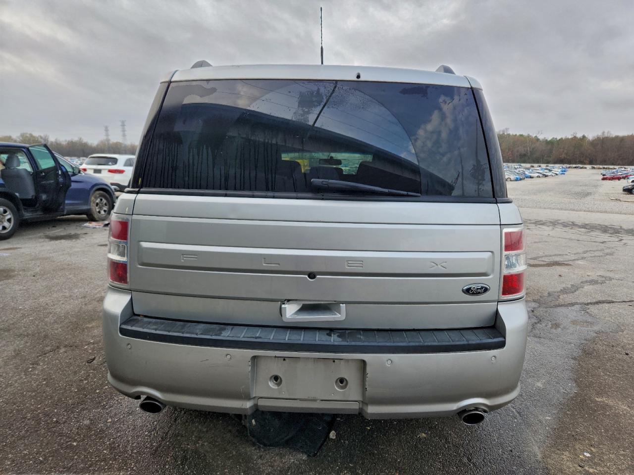 Ford Flex Se Image 6